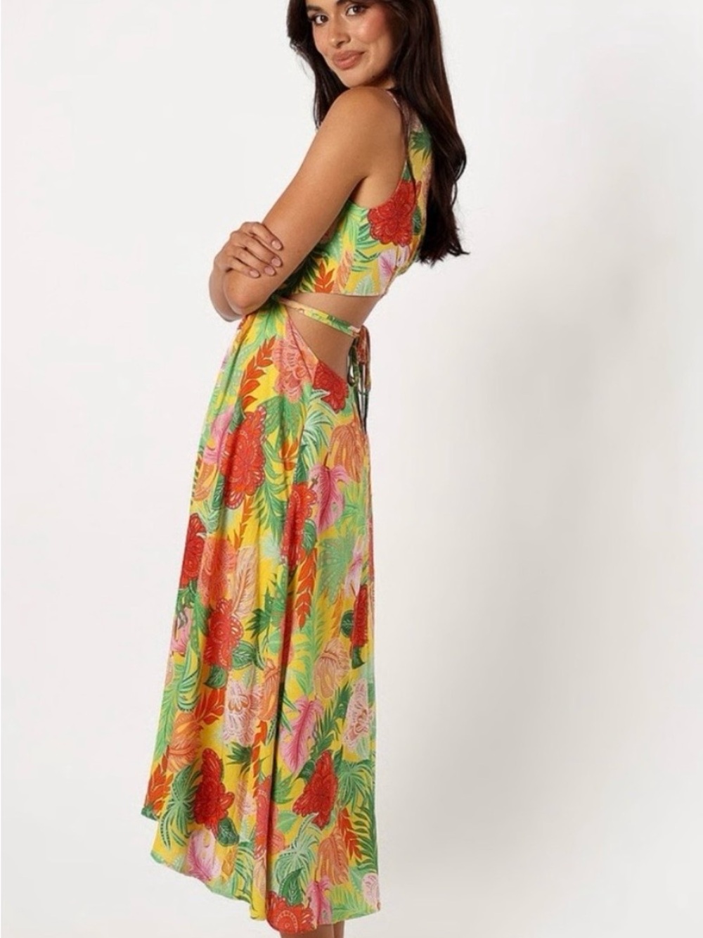 Petal & Pup Yellow Tropical Floral Dress with Open Back NWT - Picture 3 of 7